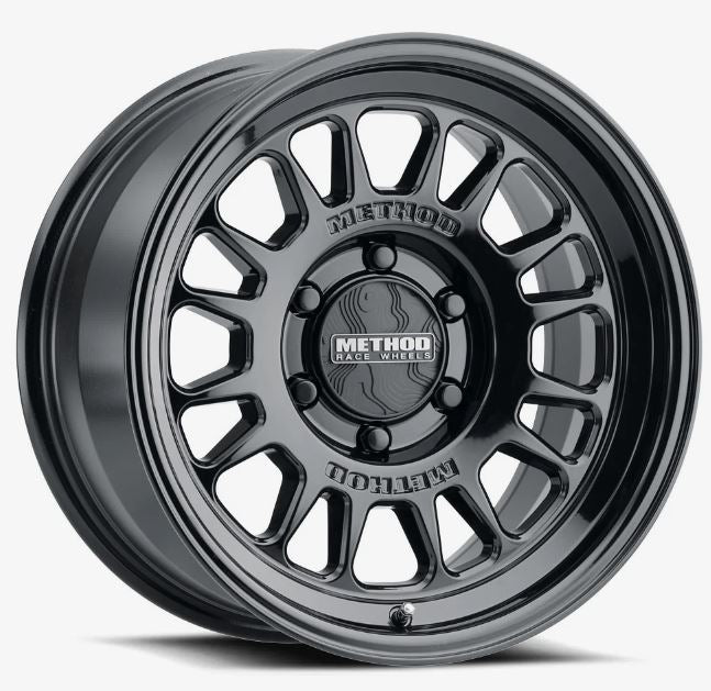 Method MR318 18x9 0mm Offset 6x5.5 106.25mm CB (Gloss Black)