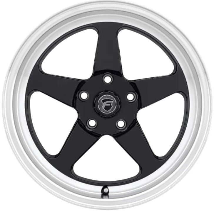 Forgestar F091 17X10 D5 Drag 5X120 ET45 BS7.3 Negro brillante con labio de máquina 78.1 (F09170022P45)