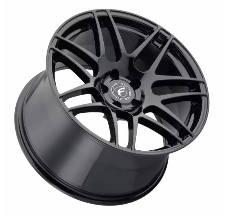 Forgestar F14 20x11 | 5x114,3 | +56/8.2" Negro brillante 72.5 (F25101165P56)