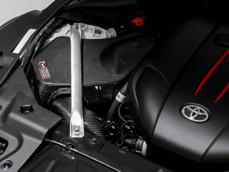 AWE Tuning 2020+ Toyota GR Supra S-FLO Admisión de carbono