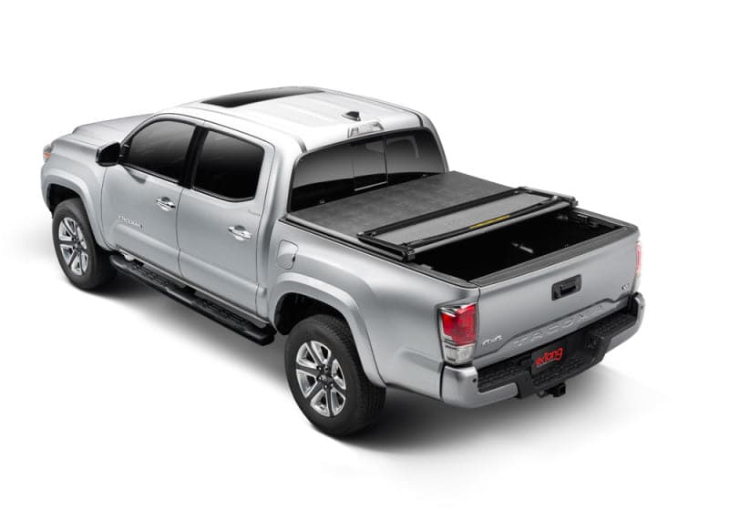 Extang 2022+ Toyota Tundra (5 pies 6 pulgadas) funciona con el sistema ferroviario Trifecta 2.0 (92472)