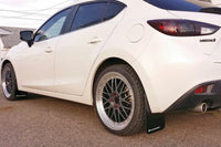 Rally Armor 2014+ Mazda3/Mazdaspeed3 UR Guardabarros negro con logotipo gris