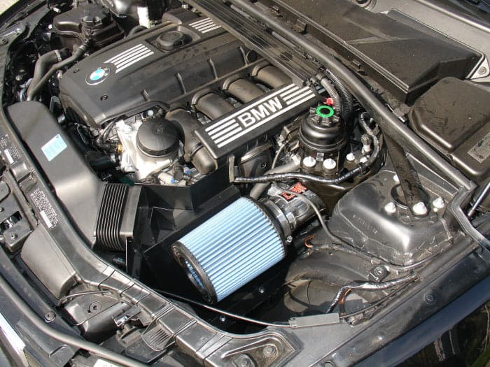 Injen 08-13 BMW 128i (E82/83) L6-3.0L / 06-13 BMW 3-Series (E9X) L6-3.0L SP SHORT RAM COLD AIR INTAKE SYSTEM (POLISHED)