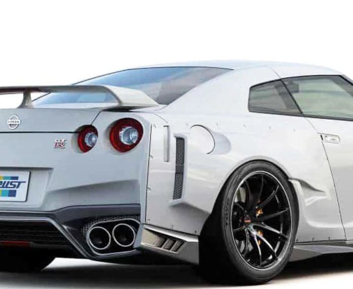 GReddy 2017+ Nissan GTR R35 GRacer Rear Over-Fender Set (gre17520251)