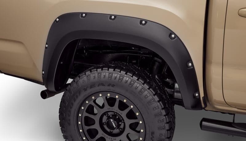 Bushwacker 16-18 Toyota Tacoma Pocket Style Flares 4 piezas 60.5/73.7 pulgadas cama - Negro