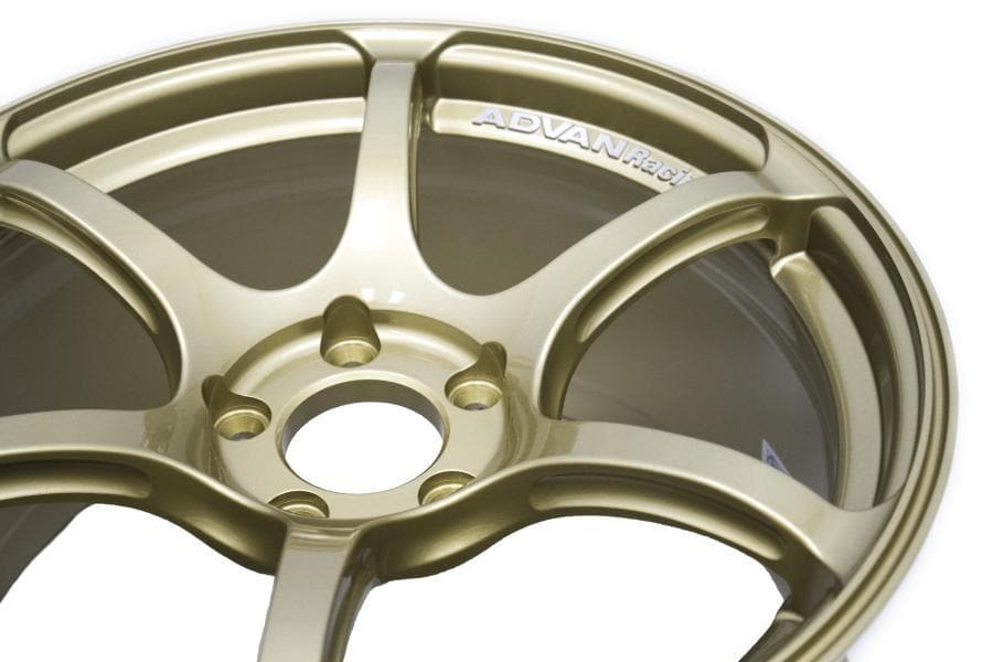 Advan Racing RGIII 18x9.5 +45 5x114.3 Racing Gold Metallic