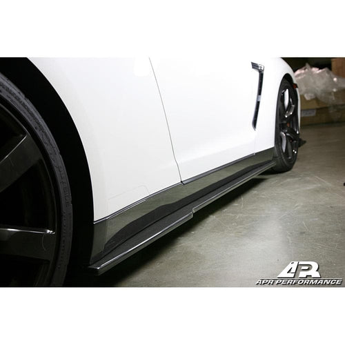 APR Carbon Fiber Side Rocker Extensions - Nissan GT-R R35