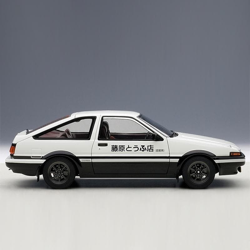 AUTOart Modelo fundido a presión 1:18 - Toyota Sprinter Trueno - Versión inicial D