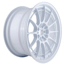 Enkei NT03+M 18x9,5 5x114,3 + 40 mm de compensación, 72,6 mm de diámetro, rueda blanca Vanquish