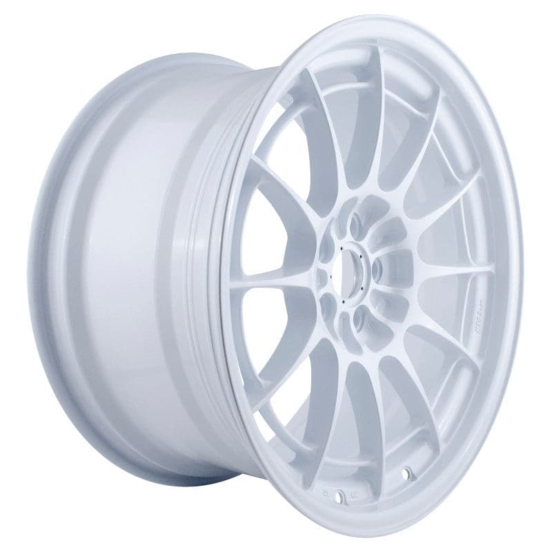 Enkei NT03+M 18x9,5 5x114,3 + 40 mm de compensación, 72,6 mm de diámetro, rueda blanca Vanquish